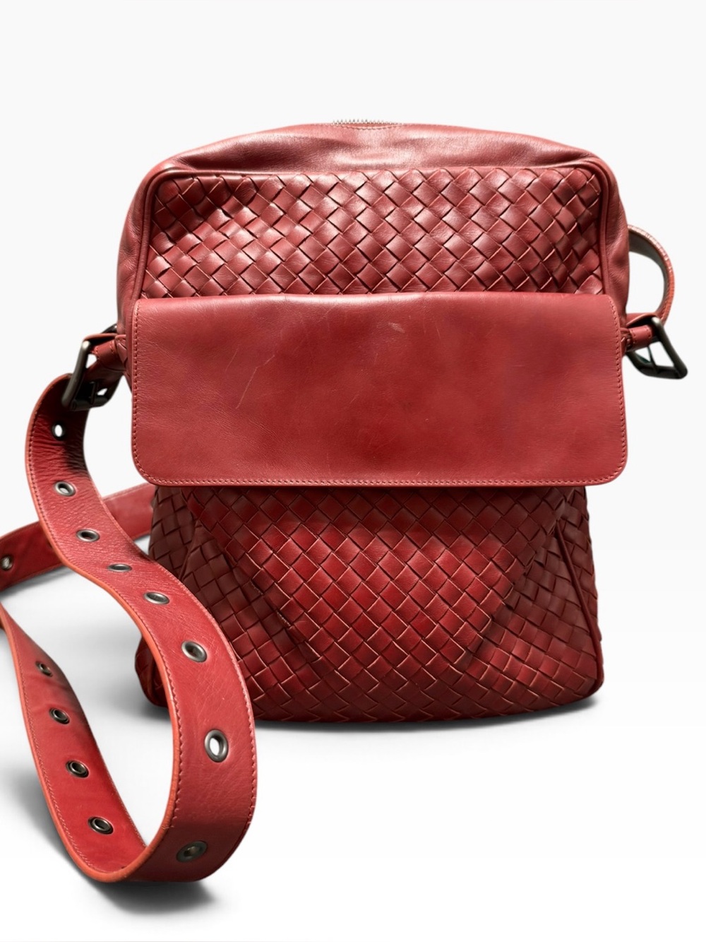 Bottega Veneta Interciatto Red Leather Flap Messenger Crossbody Bag